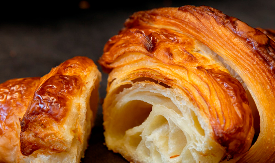 Royal_Artisan_Bakery_Butter_Croissant